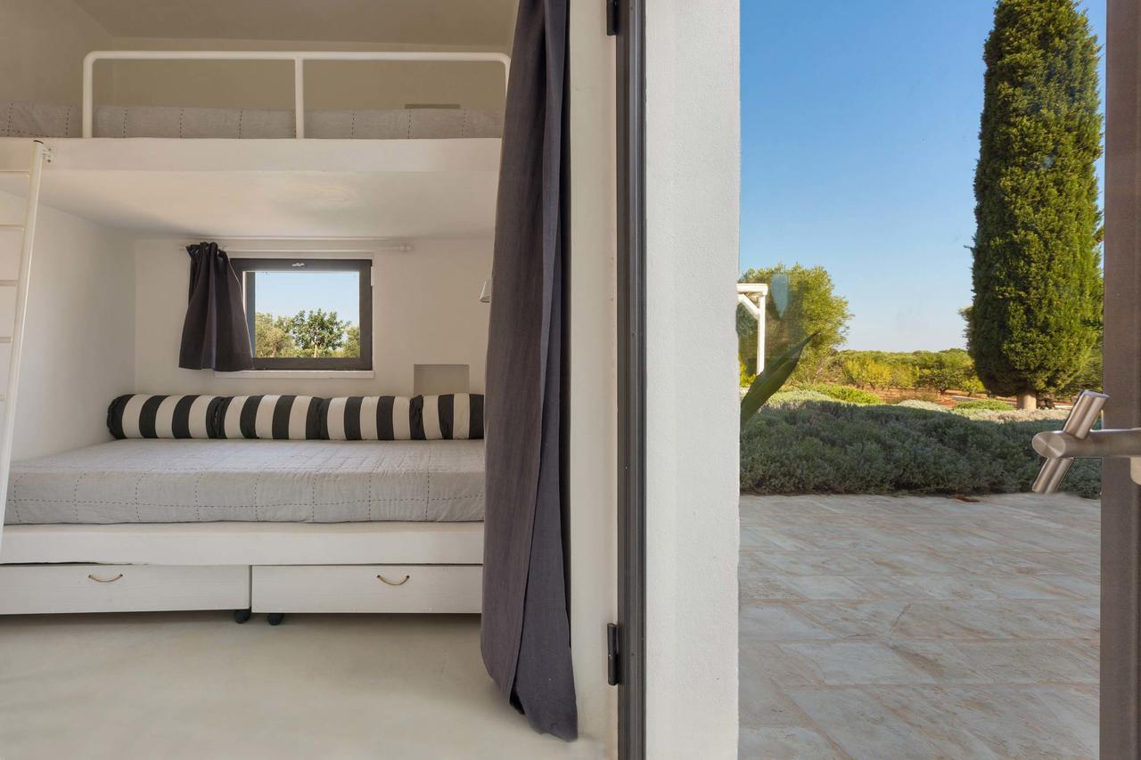 Villa Casale Con Cipresso Ostuni Exterior foto
