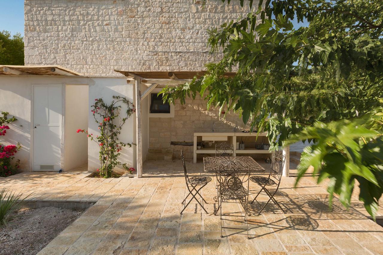 Villa Casale Con Cipresso Ostuni Exterior foto