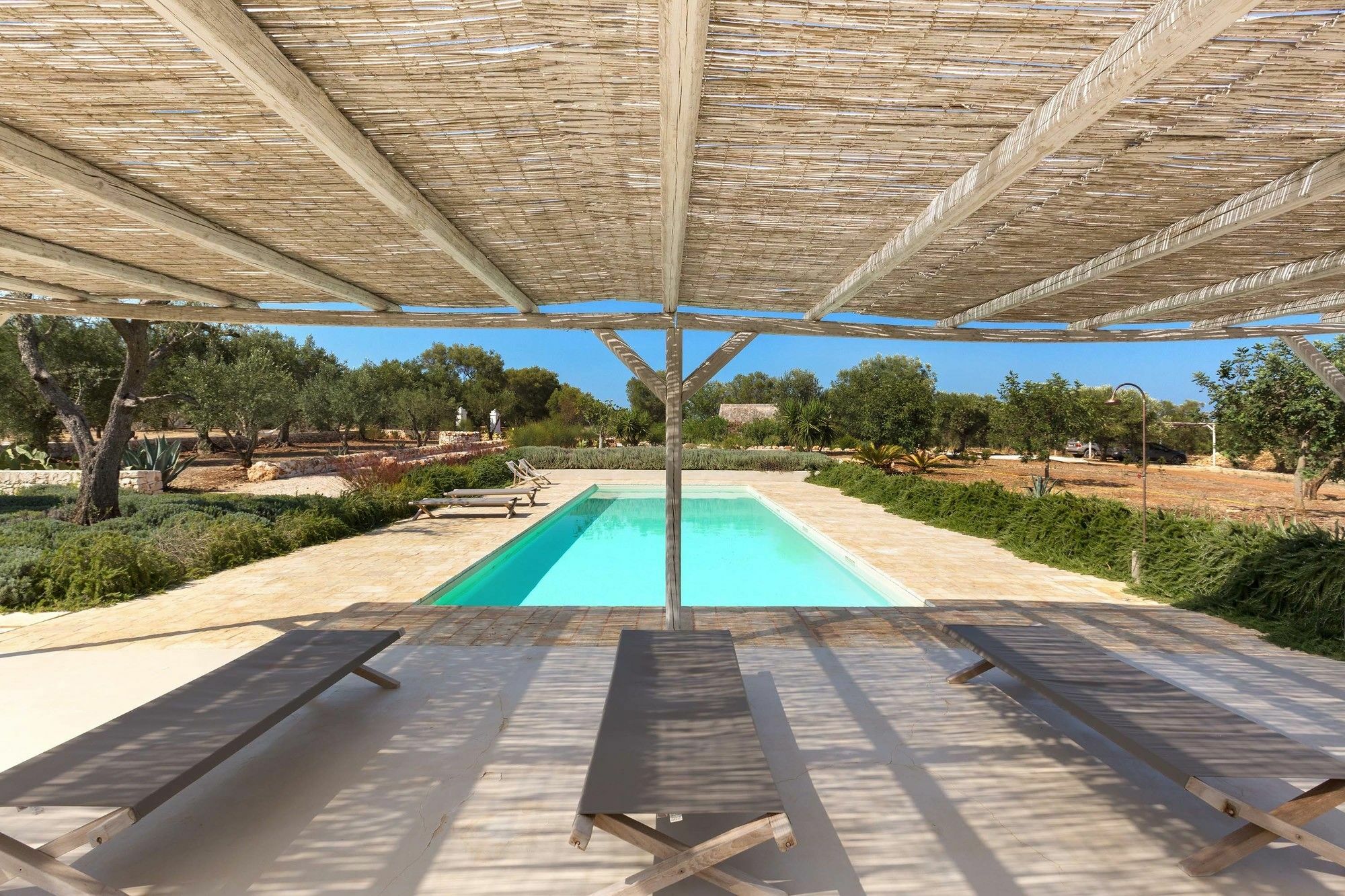 Villa Casale Con Cipresso Ostuni Exterior foto